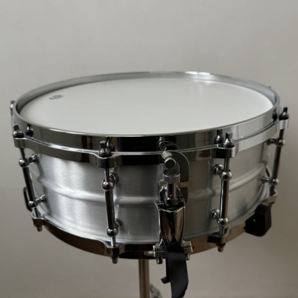 Aluminium snare
